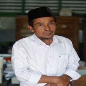Zaenal Mustofa, S.PdI